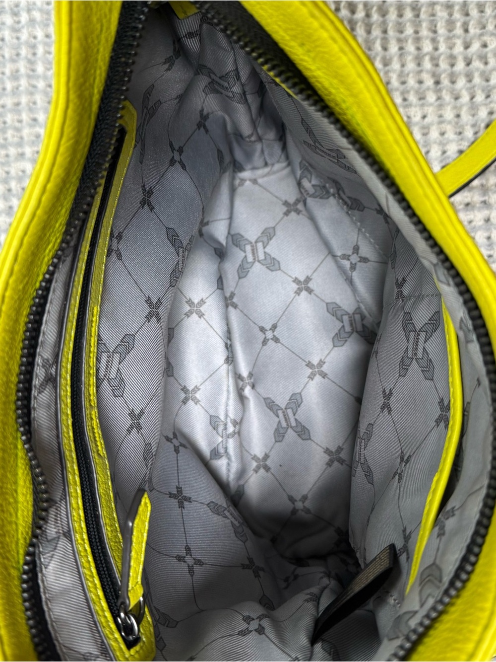 Aimee Kestenberg Lemon Yellow Pebbled Leather Crossbody - Picture 7 of 11